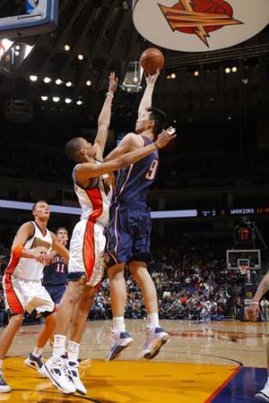 场较量中 场较量中